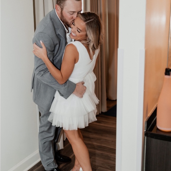 White lulus dress - Picture 6 of 9